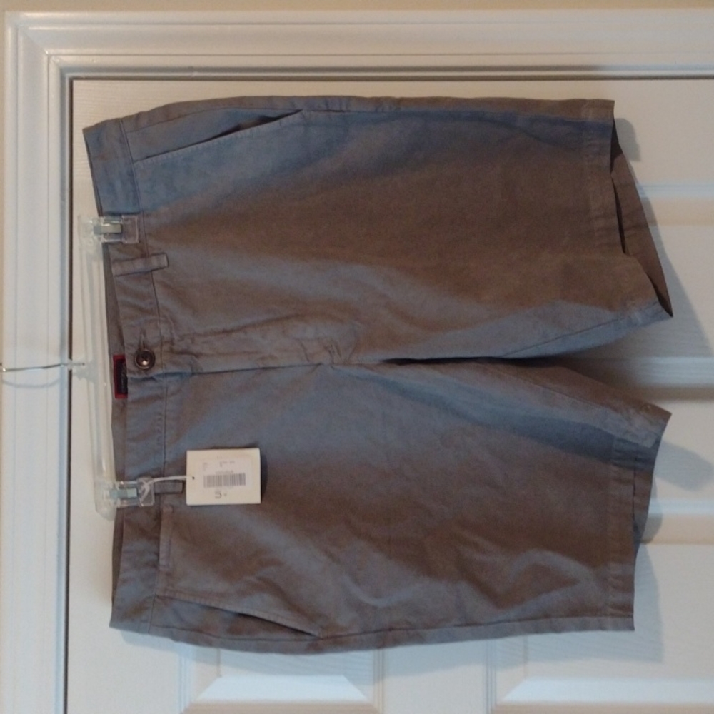 UNTUCKit Avalon Flat Front Shorts